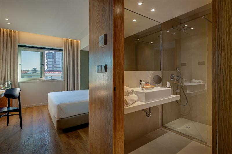 Hotel Acta The Clover - Oda