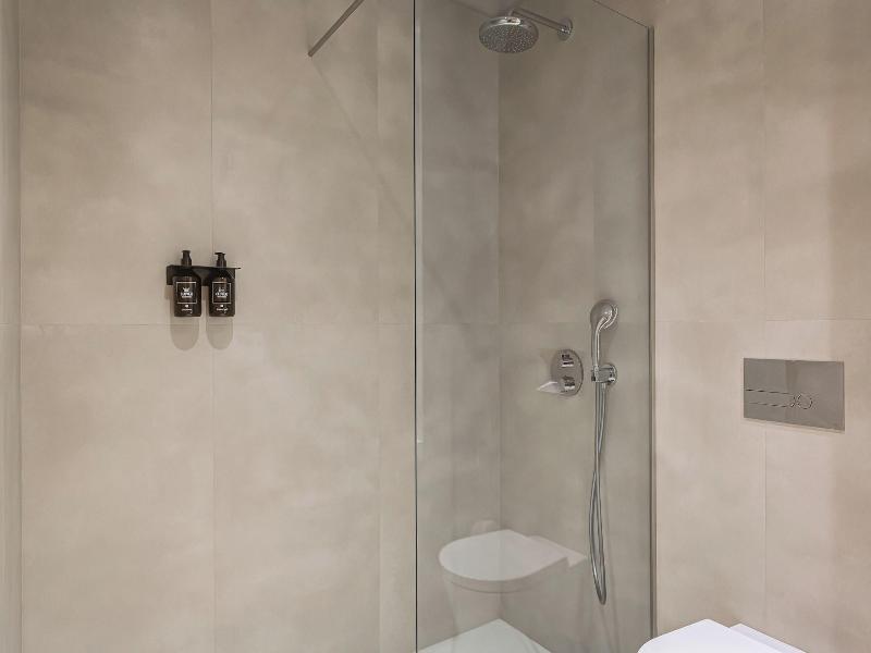 Hotel Acta The Clover - Oda