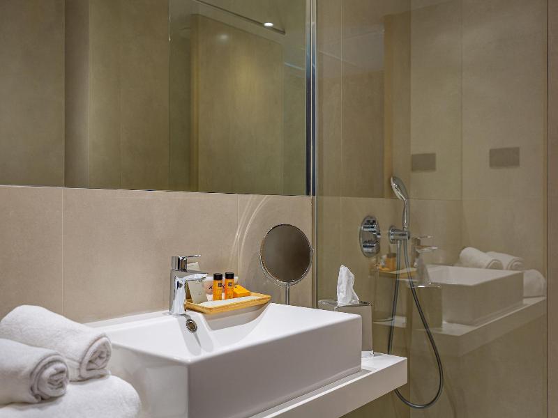 Hotel Acta The Clover - Oda