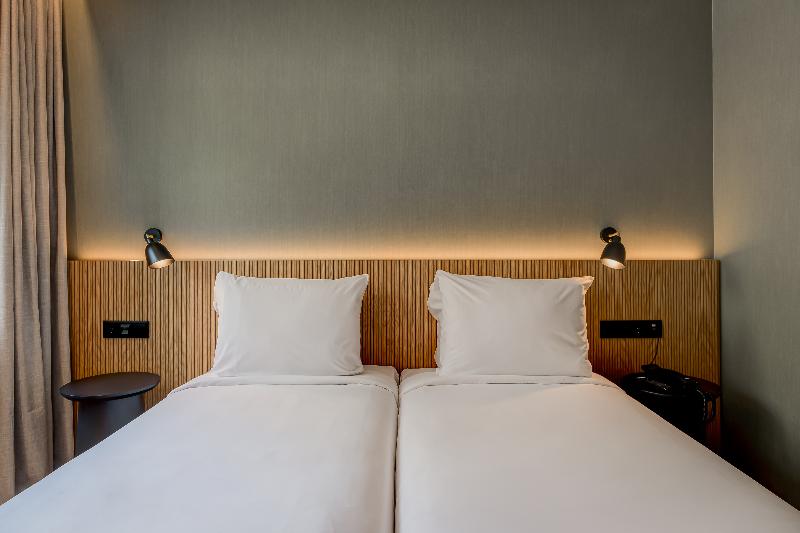 Hotel Acta The Clover - Oda