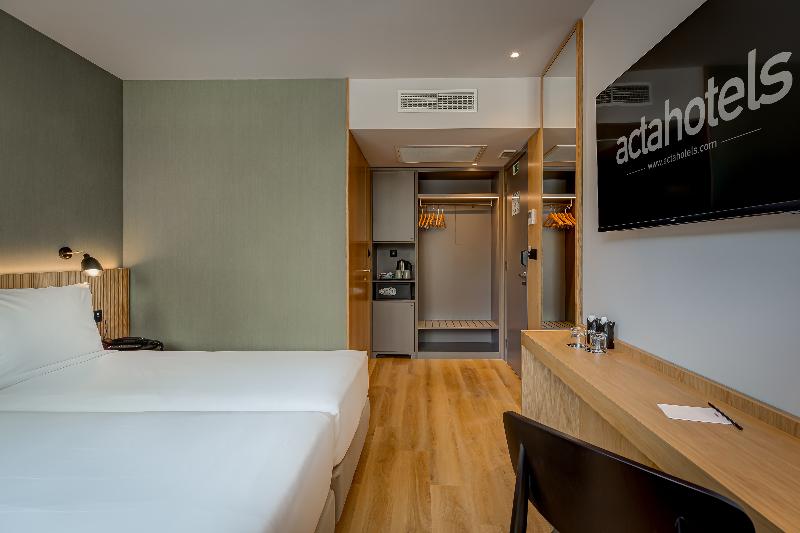 Hotel Acta The Clover - Oda