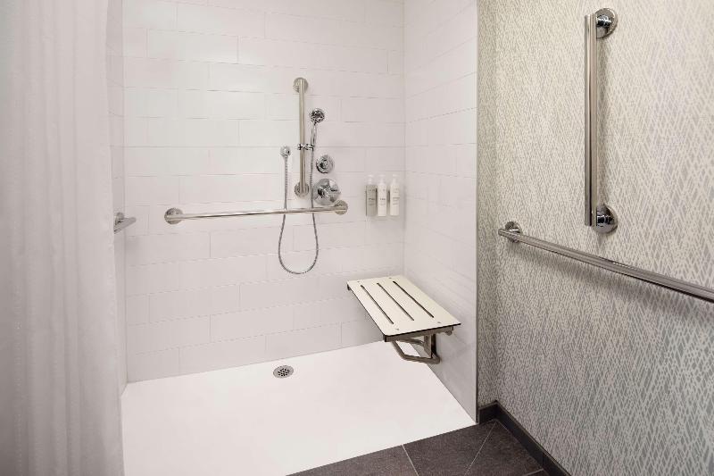 Home2 Suites By Hilton New York Times Square - Oda