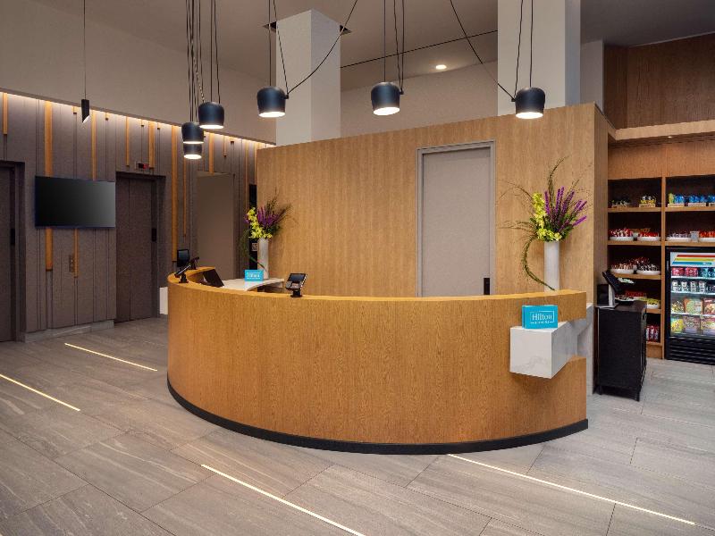 Hampton Inn New York Times Square - Lobi