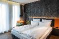 LOGINN Hotel Berlin Airport oda fotoğrafı