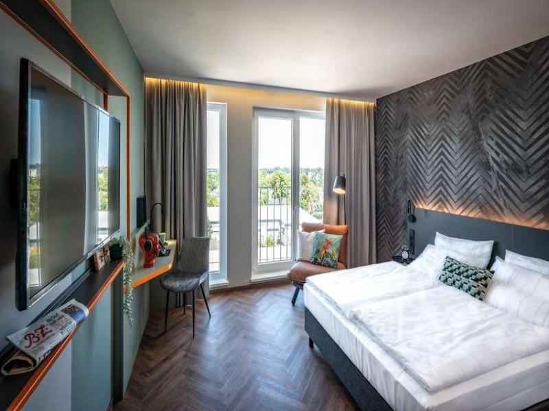 LOGINN Hotel Berlin Airport - Oda