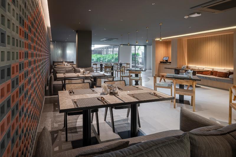 Lilit Bang Lumphu Hotel - Restoran
