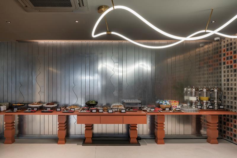 Lilit Bang Lumphu Hotel - Restoran