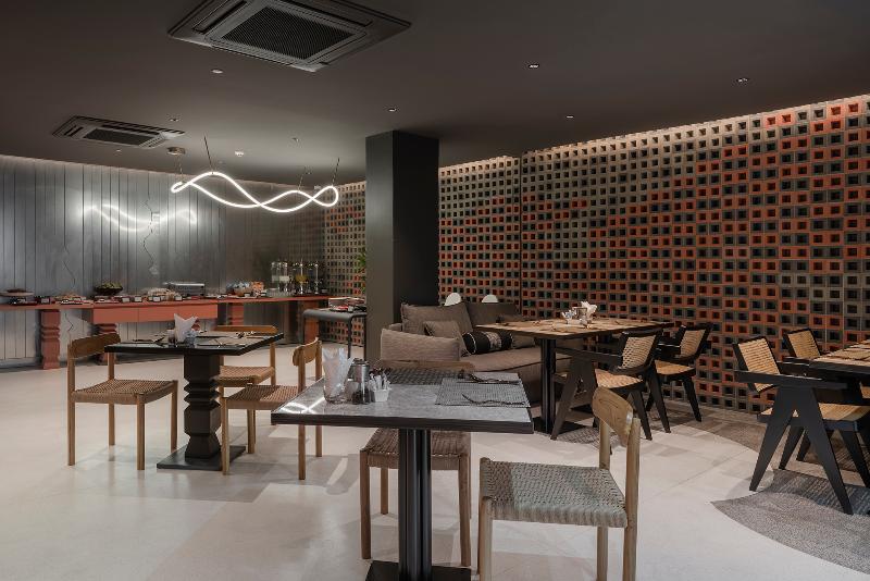 Lilit Bang Lumphu Hotel - Restoran