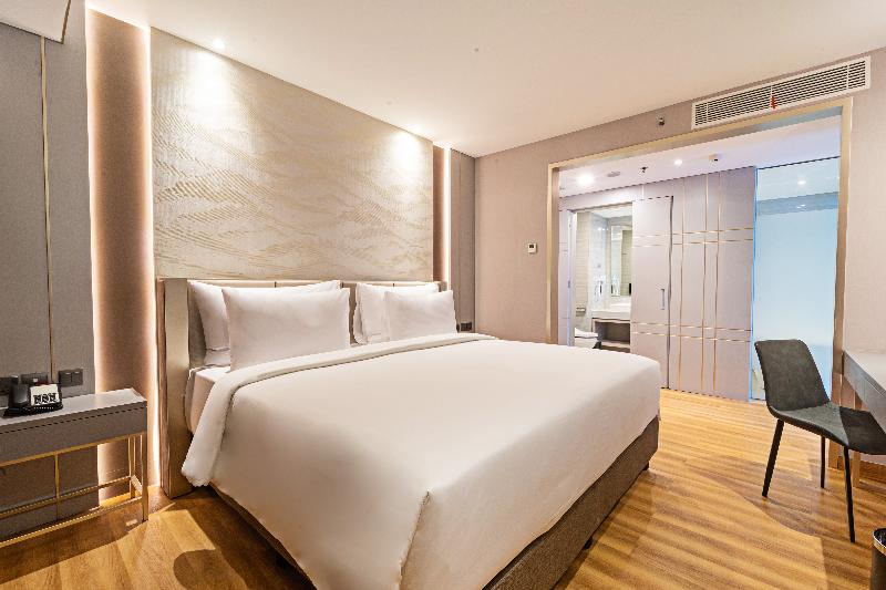 Platinum Hotel Tunjungan Surabaya - Oda