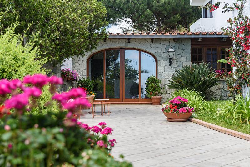 B&B HOTEL - ISCHIA San Nicola - Genel