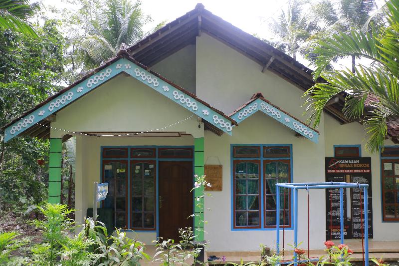 Homestay Mbah Parni By Zuzu - Genel