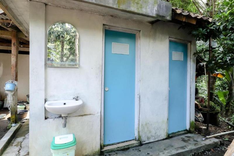 Homestay Mbah Parni By Zuzu - Oda