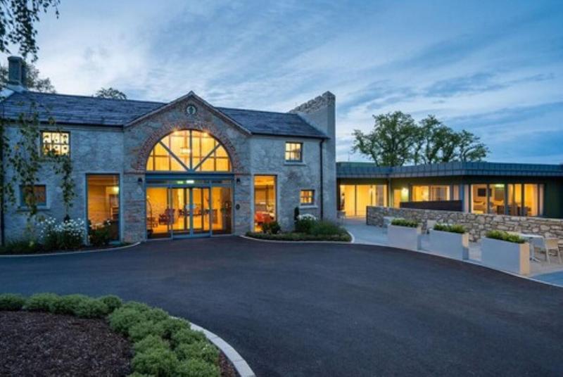 Killeavy Castle Estate - Lobi