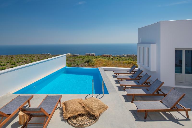 Seven Suites - Genel