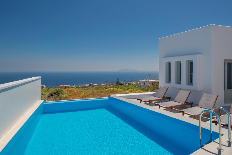 Seven Suites - Genel