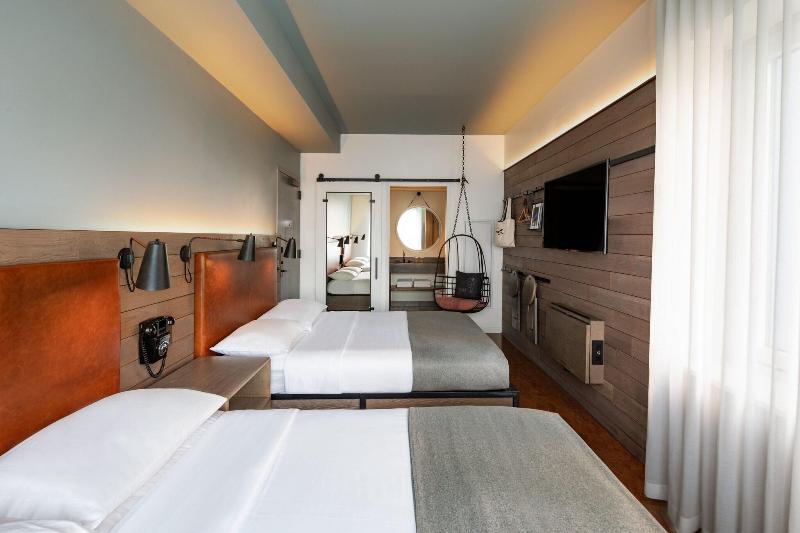 Moxy NYC Downtown - Oda
