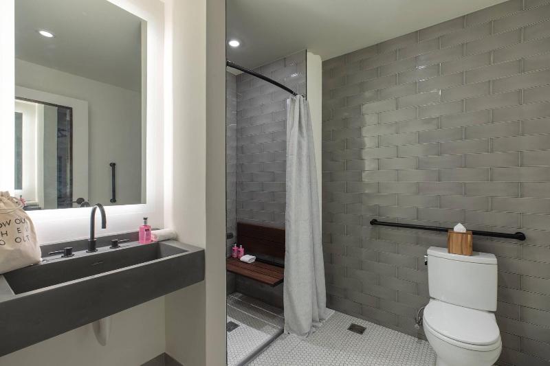 Moxy NYC Downtown - Oda