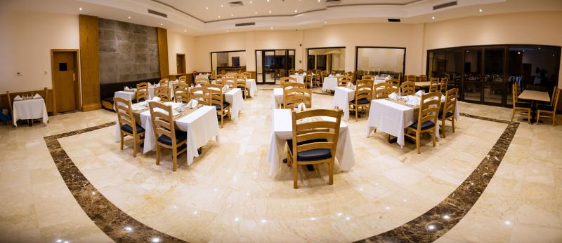 Sky View Suites Hotel - Restoran