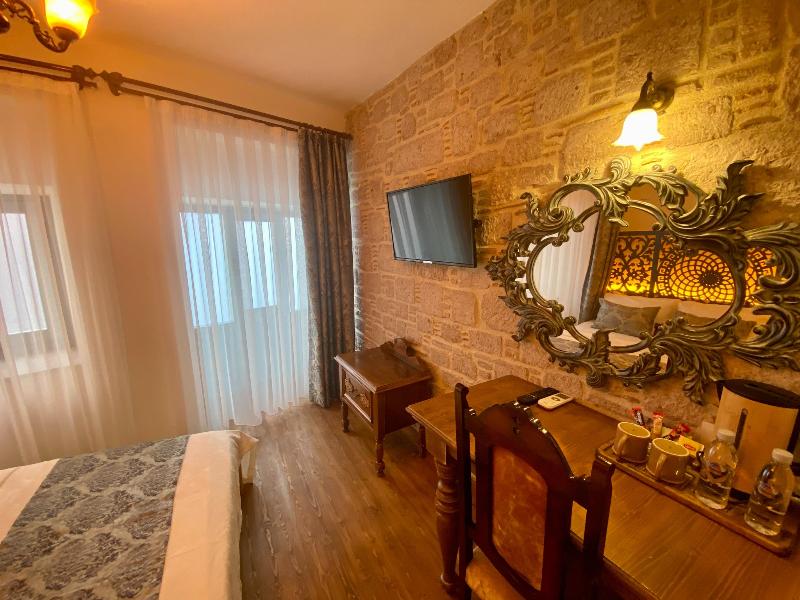 Rebetiko Luxury Hotel & Pool - Genel