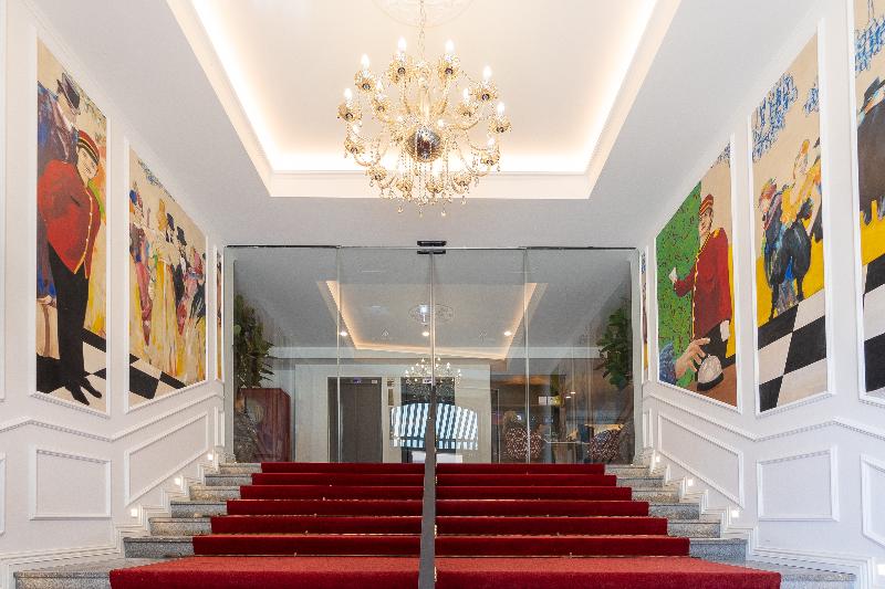 Ap Dona Aninhas - Lobi
