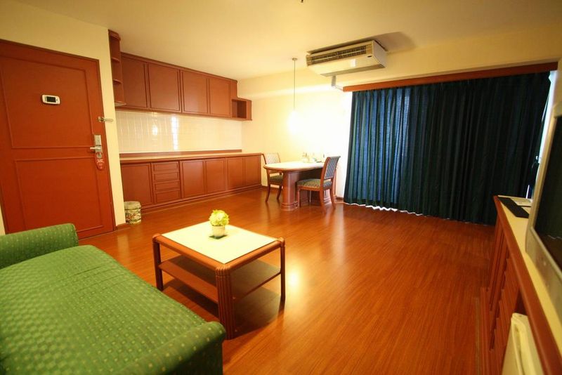 Baiyoke Suite - Oda