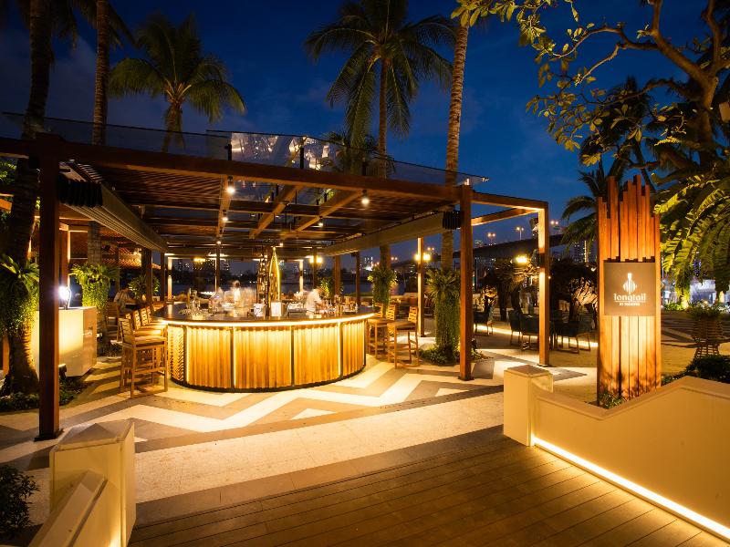 Anantara Riverside Bangkok Resort - Bar