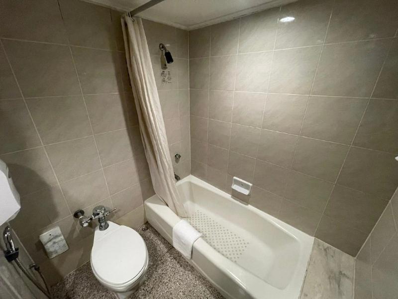 Bangkok Palace Hotel (SHA Extra Plus) - Oda