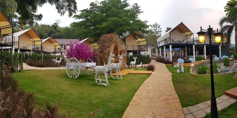 Mont Blanc Base Camp Khao Yai - Lobi