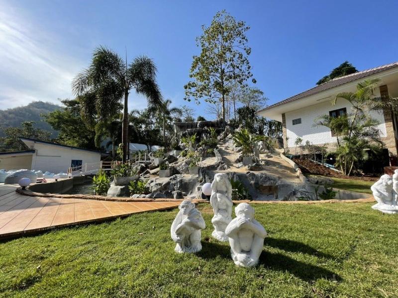 Mont Blanc Base Camp Khao Yai - Lobi