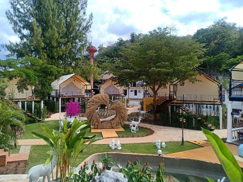 Mont Blanc Base Camp Khao Yai - Genel