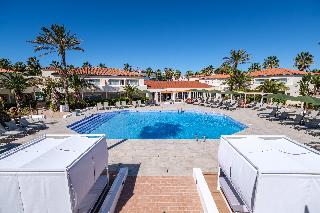 Oassium Hotel at Estival Park