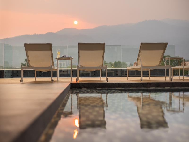 Travelodge Nimman Chiang Mai - Havuz