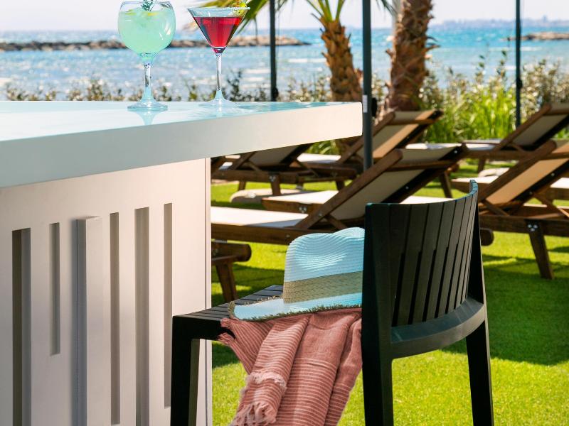 Mercure Larnaca Beach Resort - Bar