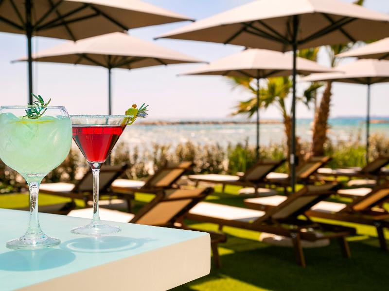Mercure Larnaca Beach Resort - Bar