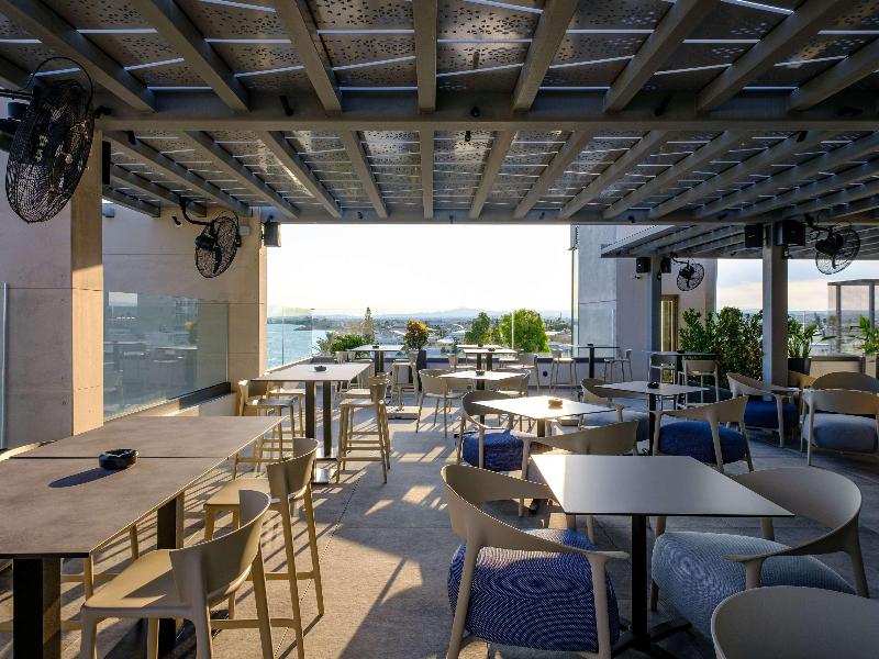 Mercure Larnaca Beach Resort - Bar
