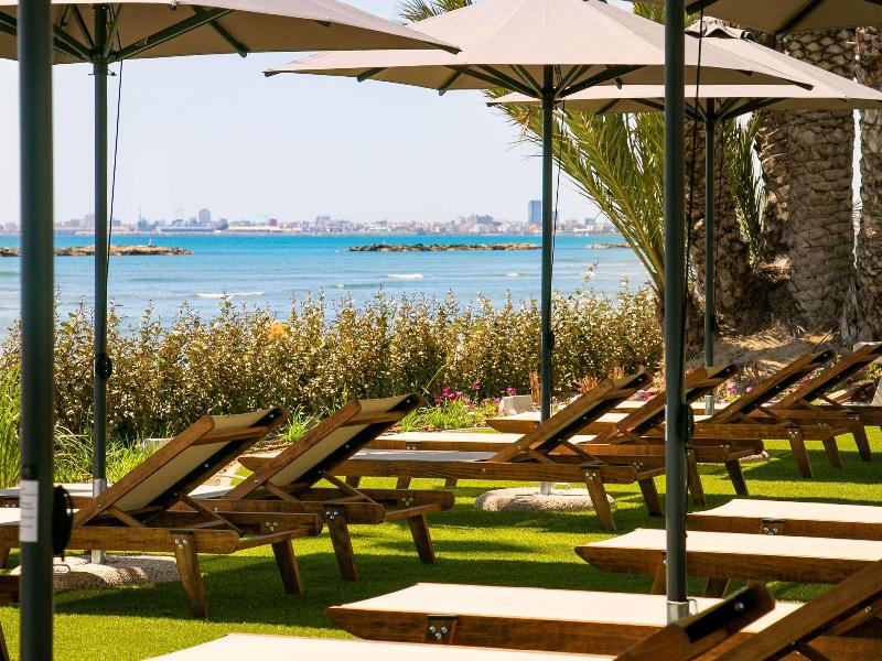 Mercure Larnaca Beach Resort - Bar