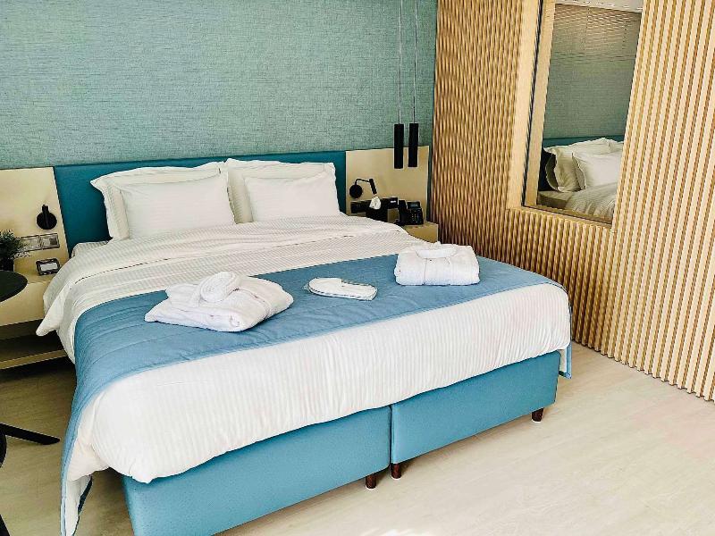 Mercure Larnaca Beach Resort - Oda