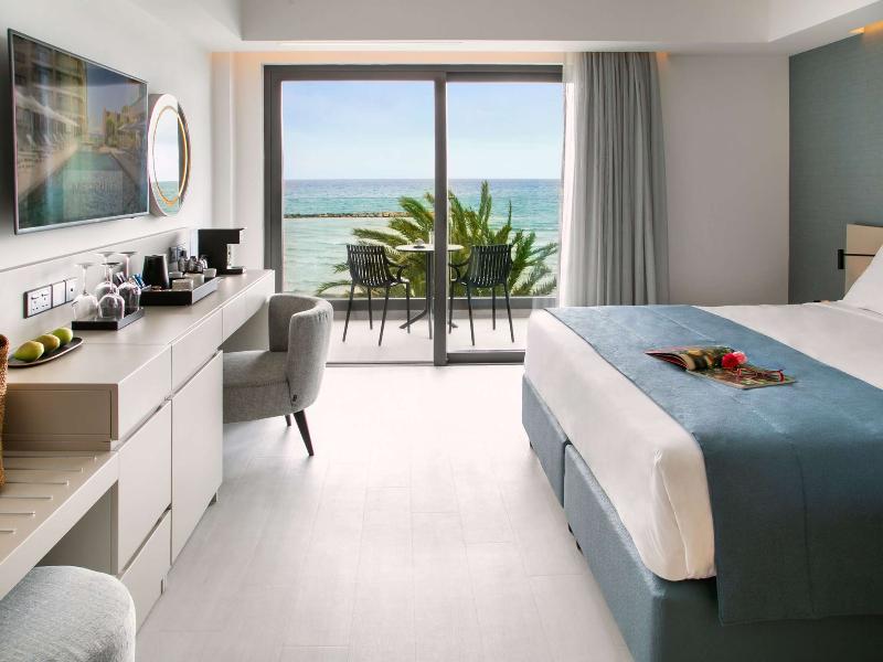 Mercure Larnaca Beach Resort - Oda