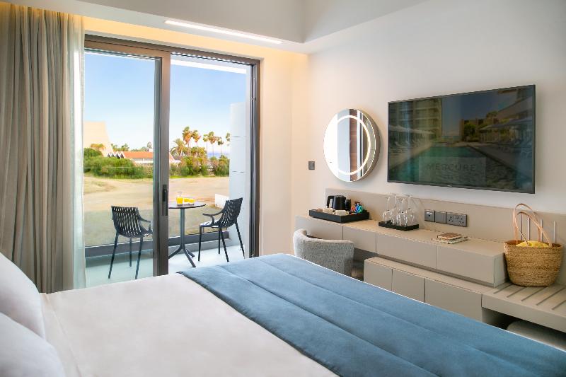 Mercure Larnaca Beach Resort - Oda