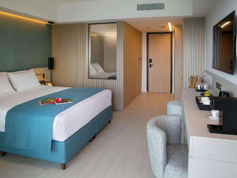 Mercure Larnaca Beach Resort - Oda