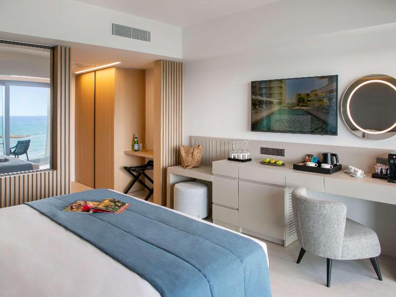 Mercure Larnaca Beach Resort - Oda