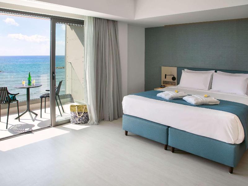 Mercure Larnaca Beach Resort - Oda