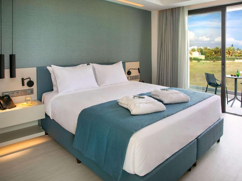Mercure Larnaca Beach Resort - Oda