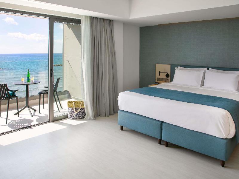 Mercure Larnaca Beach Resort - Oda