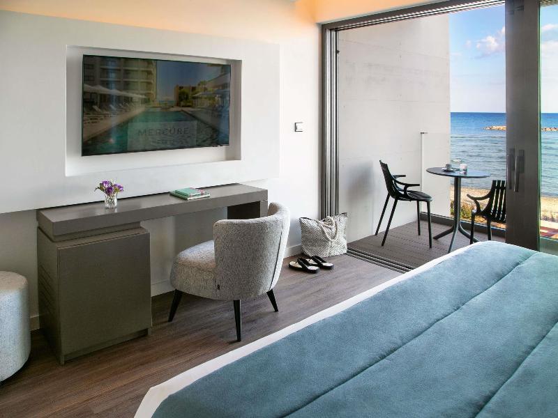 Mercure Larnaca Beach Resort - Oda