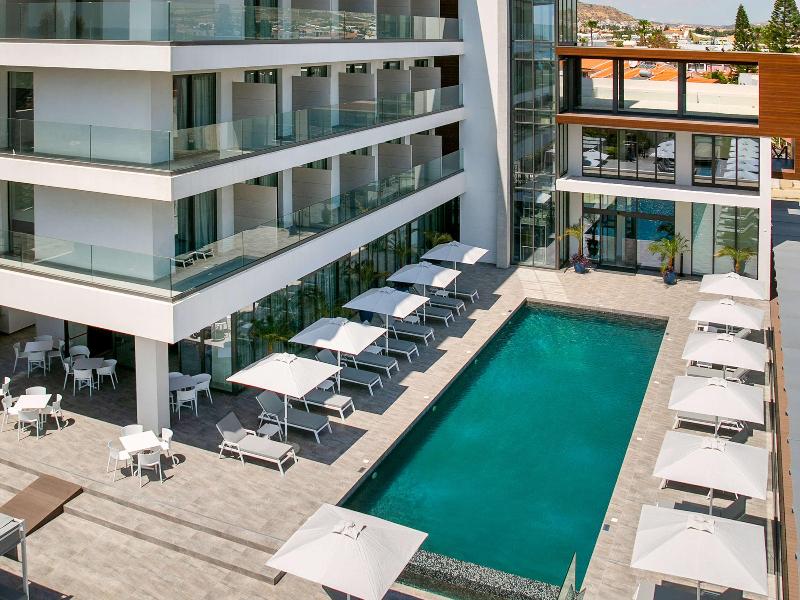 Mercure Larnaca Beach Resort - Havuz