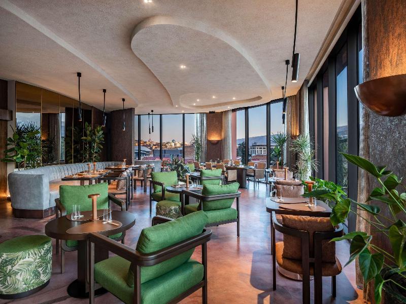 Swissôtel Tbilisi - Bar