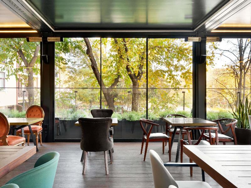 Swissôtel Tbilisi - Bar