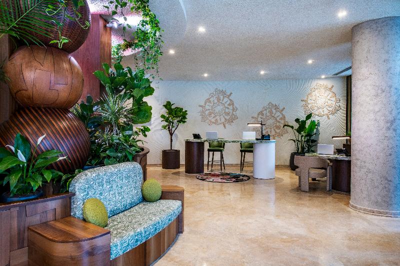 Swissôtel Tbilisi - Lobi