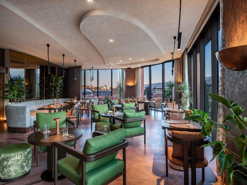 Swissôtel Tbilisi - Restoran